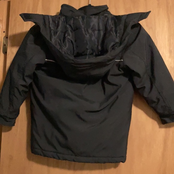 Boys - MBL ‘Heavy Winter Coat’ w/zip off hood - Picture 4 of 9